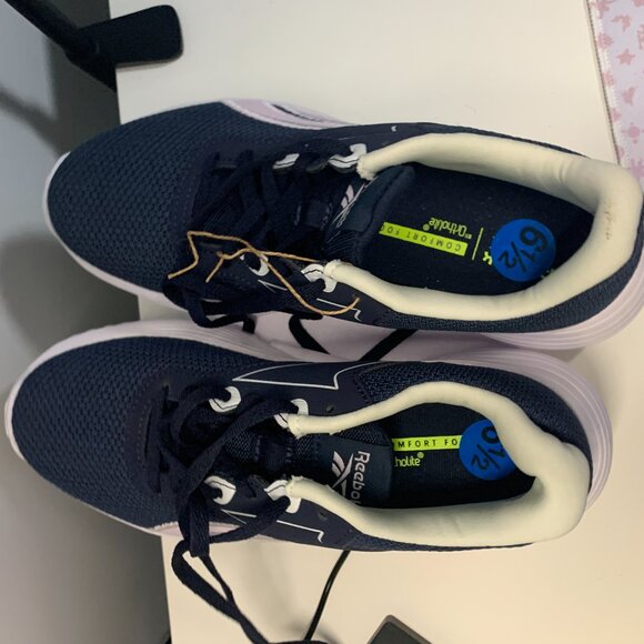 BRAND NEW - Reebok Sublite Escape 2.0 Size 6.5  Women's Running Shoe - Picture 4 of 4